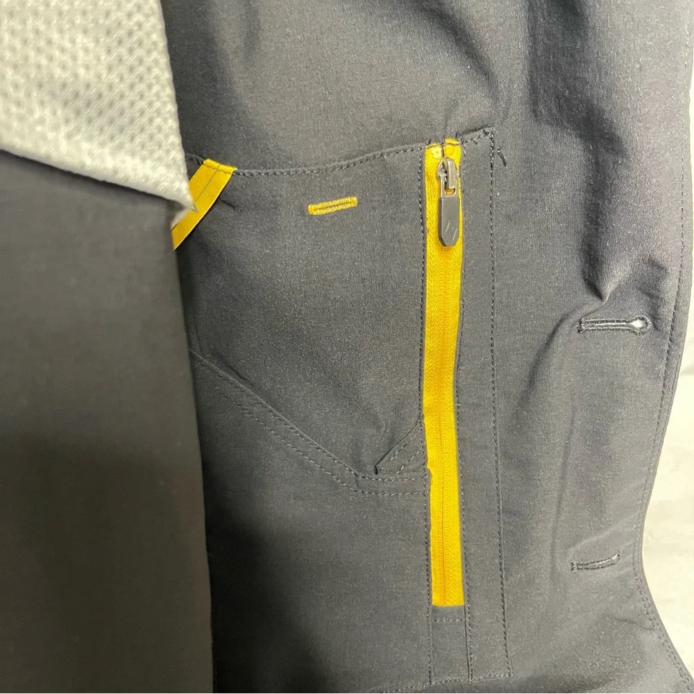Eddie Bauer Travex Voyager Performance Nylon Lycra Travel Blazer Size 44